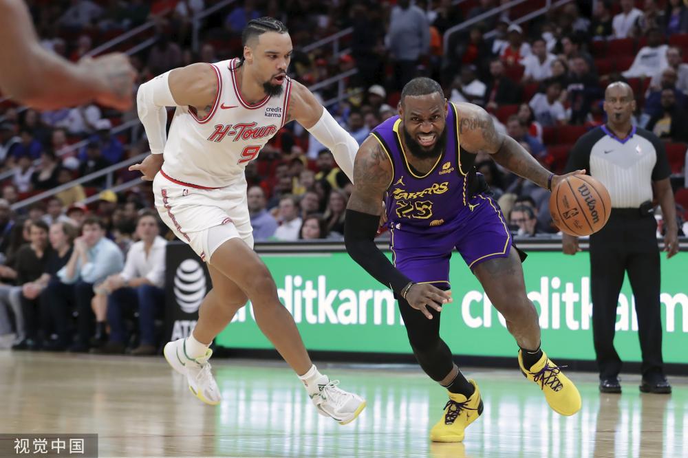 他不仅仅依 他不仅仅依