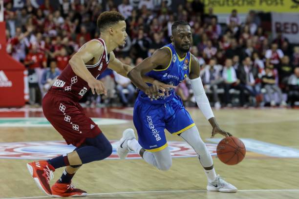 出现延误 出现延误